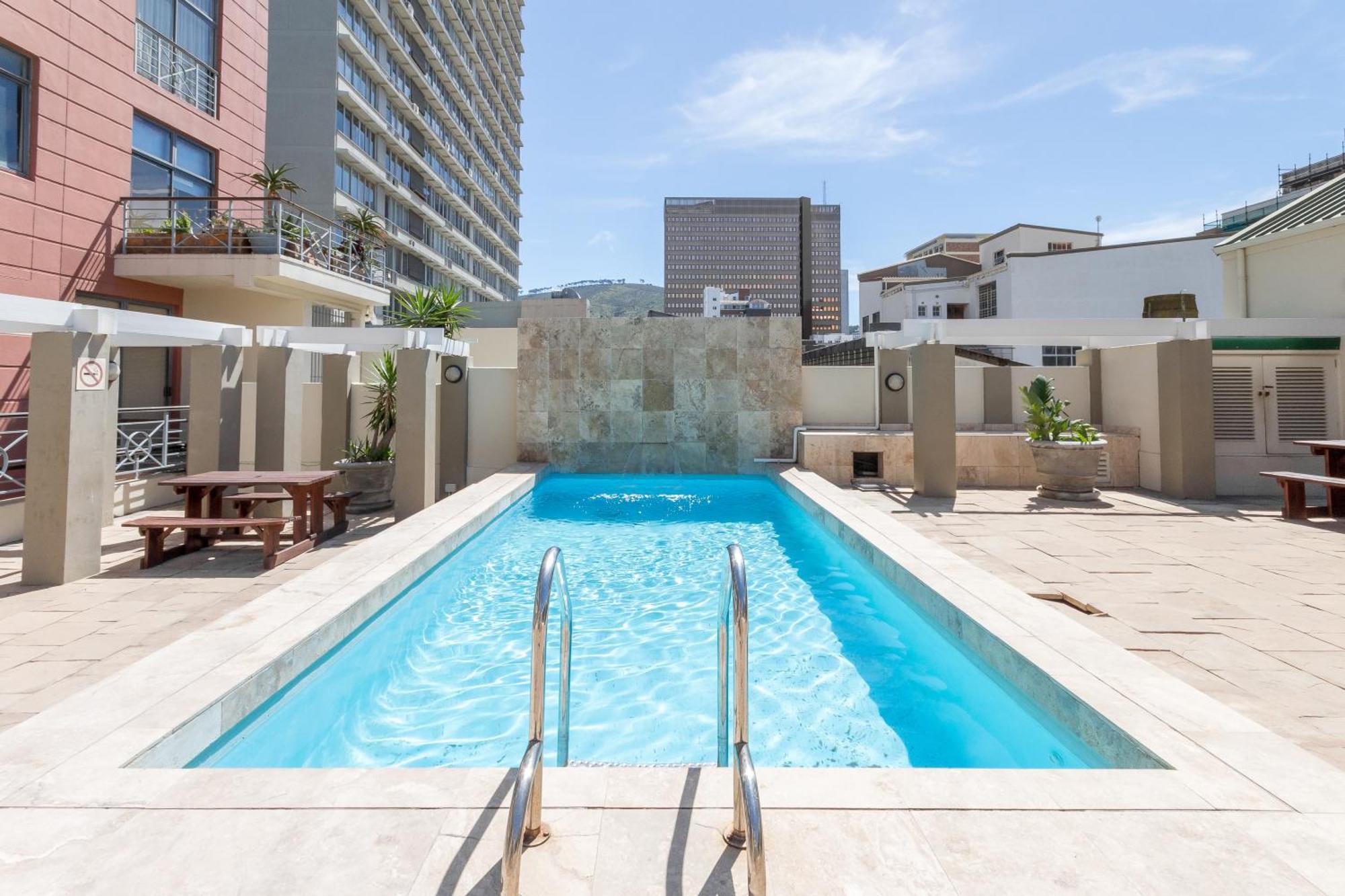 The Square 135- Studio With Free Parking, Pool & Gym Access Apartment Cape Town Luaran gambar