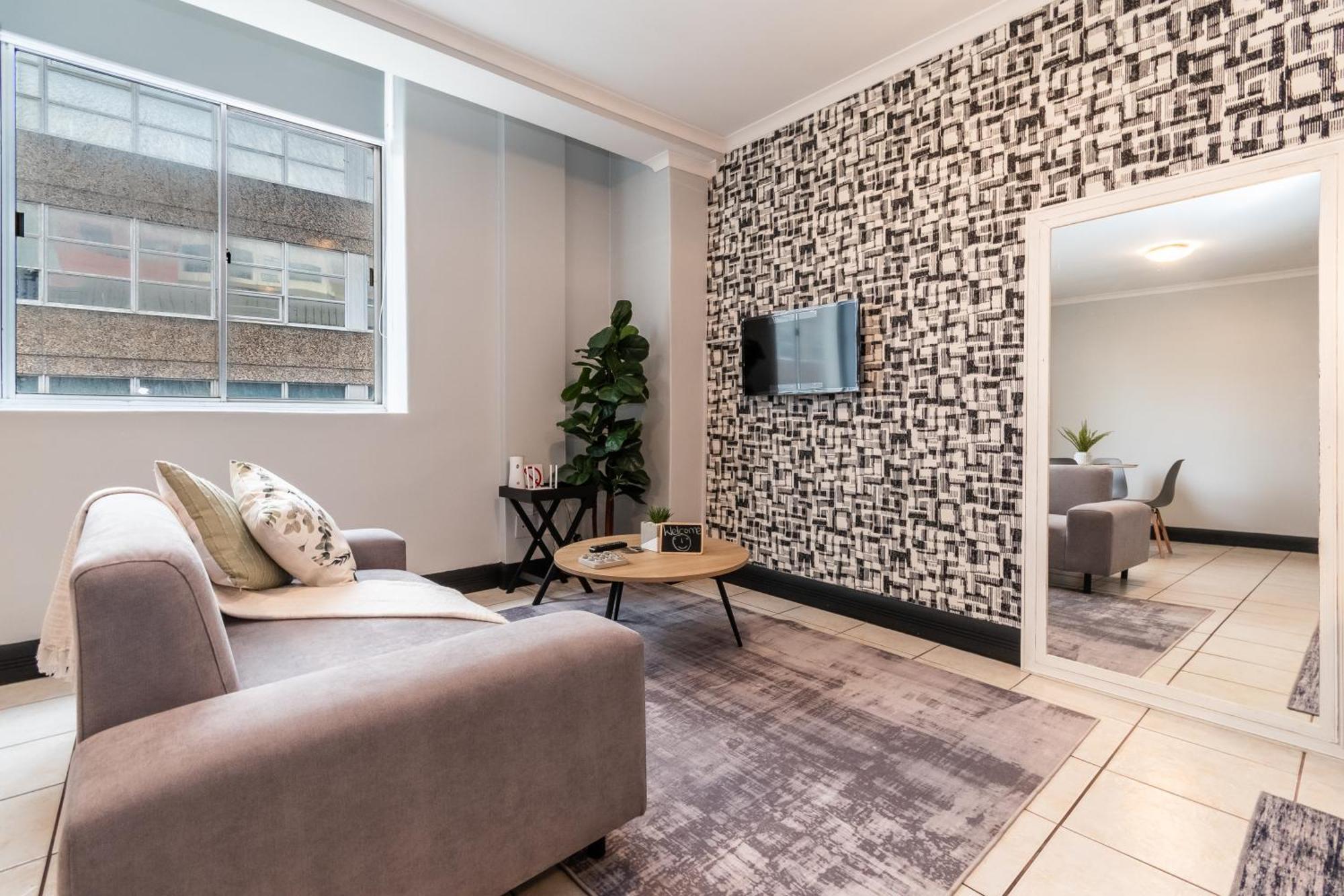 The Square 135- Studio With Free Parking, Pool & Gym Access Apartment Cape Town Luaran gambar